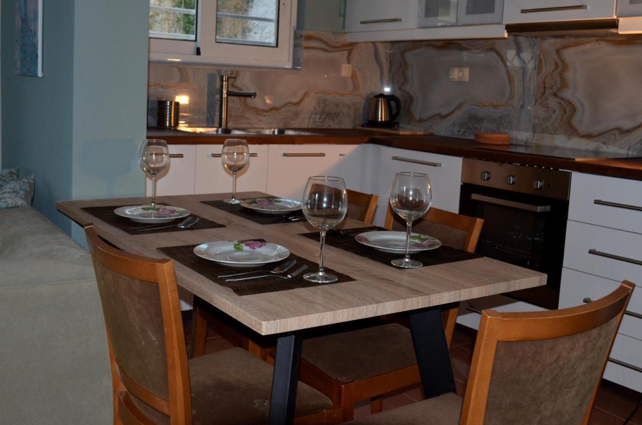Cosy Apartments Daphne Daratsos Esterno foto